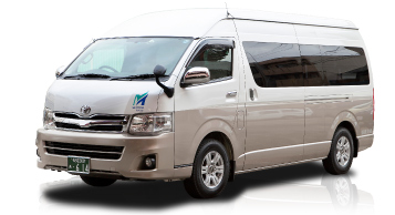 ジャンボハイヤー9人乗り（ハイエースグランドキャビン） 